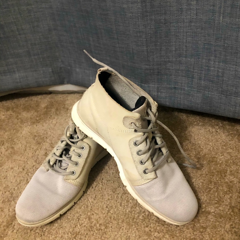 Timberland chukka style suede shoes